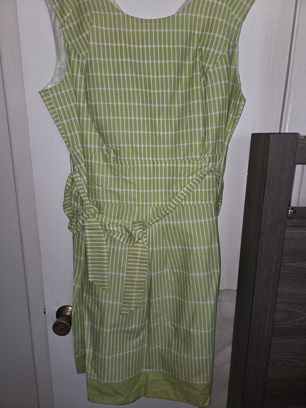 Robbie Bee Green Patterned Tie-Waist Mini Dress